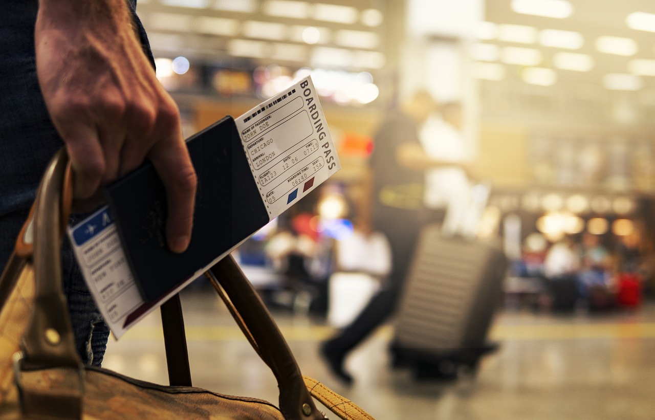 Segredo dos Experts: 6 Truques para Garantir Passagens Aéreas Baratas em 2025!