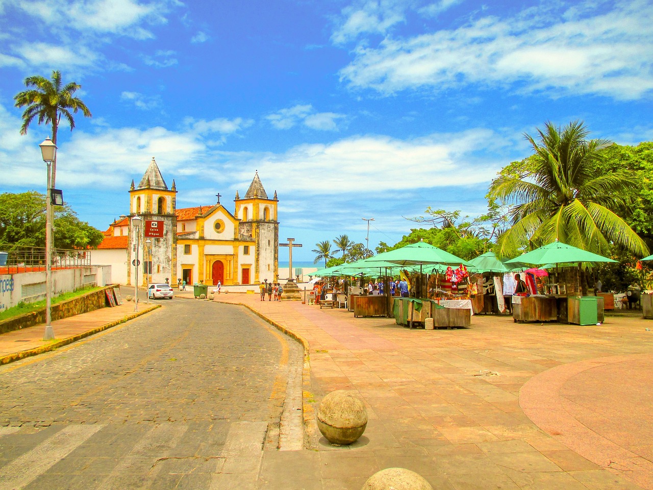VIAGEM NO TEMPO REAL: 10 LUGARES NO BRASIL QUE PARARAM NOS ANOS 50